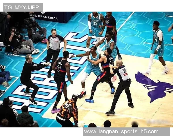 浓眉因腿部伤势缺席周日对活塞比赛球队面临严峻考验